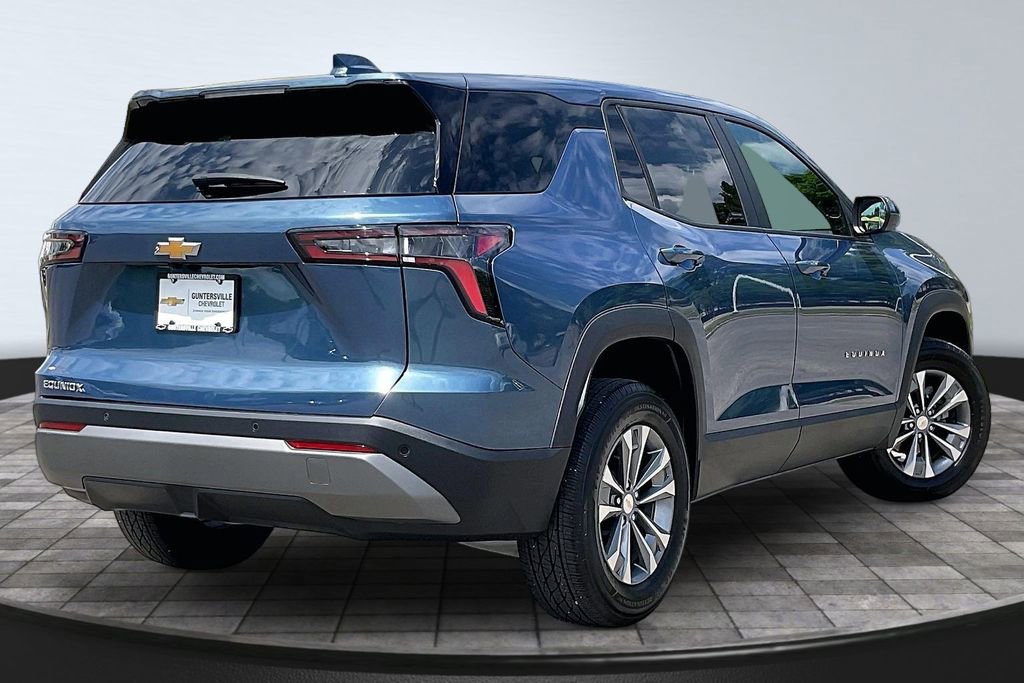 Used 2025 Chevrolet Equinox LT FWD image 2