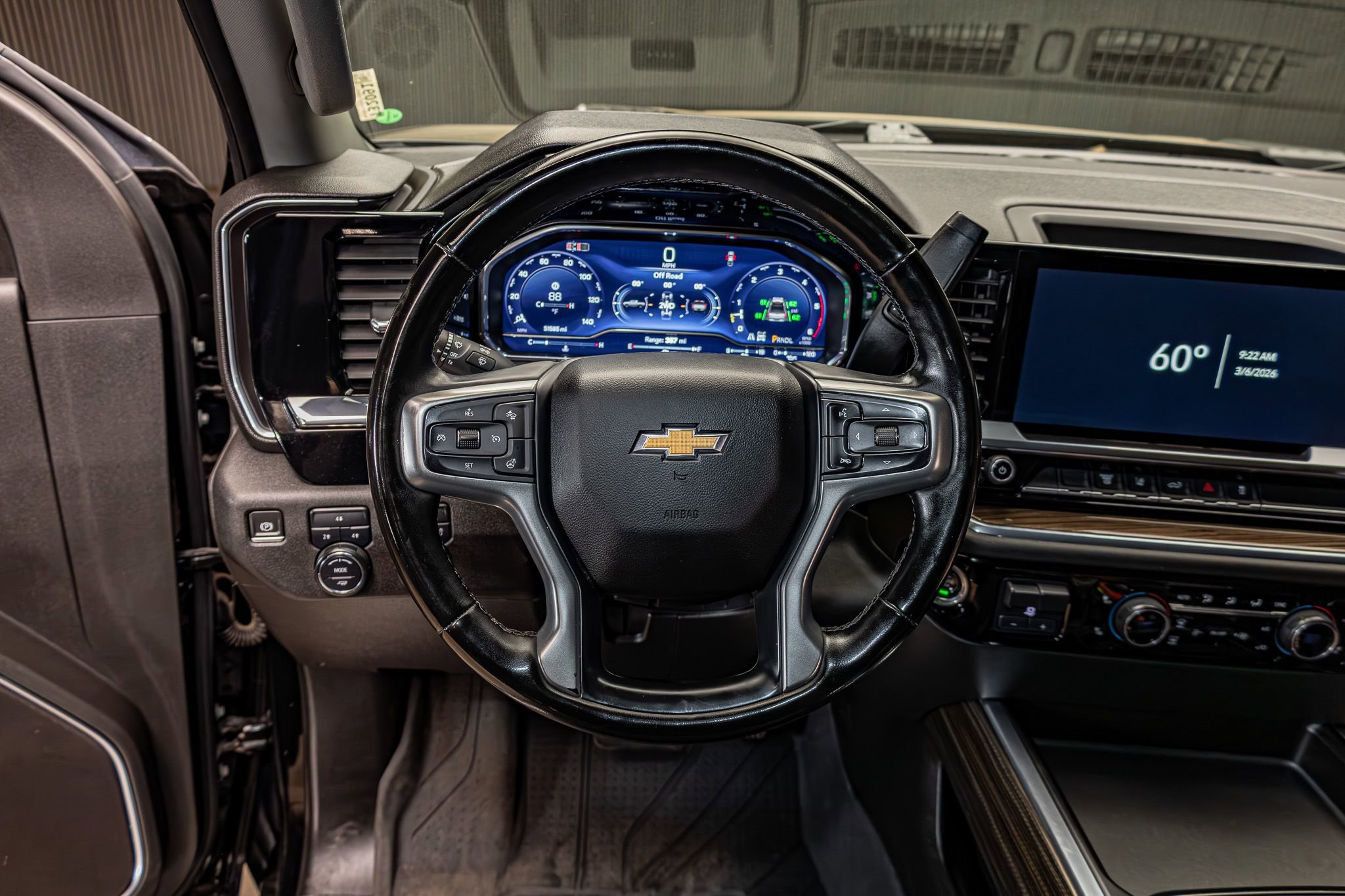 Used 2024 Chevrolet Silverado 2500 LT w/ Convenience Package AWD/4WD image 18