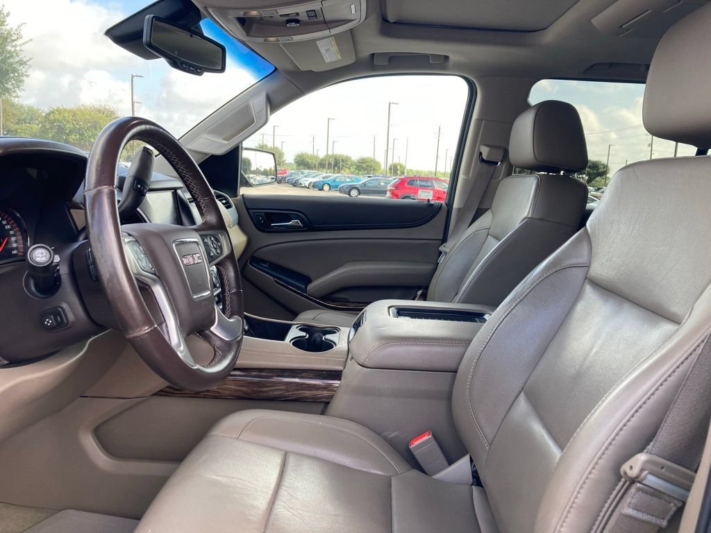 Used 2016 GMC Yukon XL SLT w/ Open Road Package RWD image 10