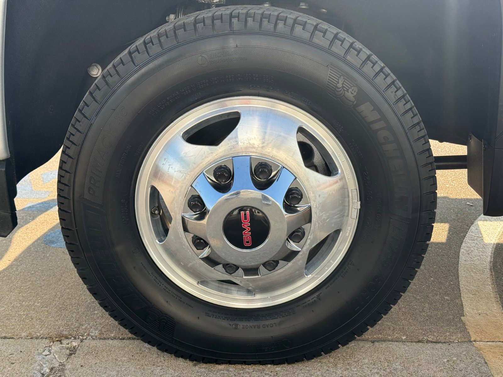 Certified 2022 GMC Sierra 3500 Denali w/ Denali Ultimate Package image 8