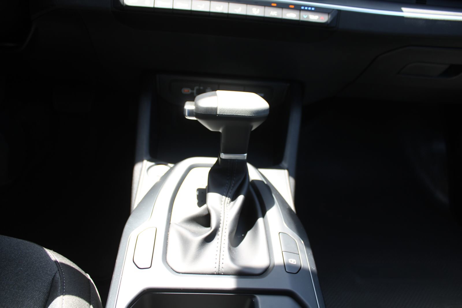 New 2026 Kia K4 LXS image 31