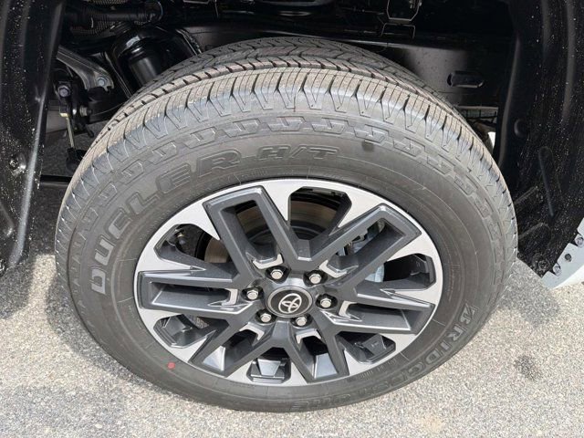 New 2026 Toyota Tundra Limited image 32