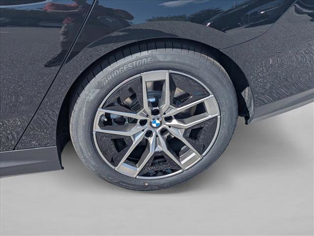 New 2026 BMW i5 eDrive40 w/ Convenience Package image 9
