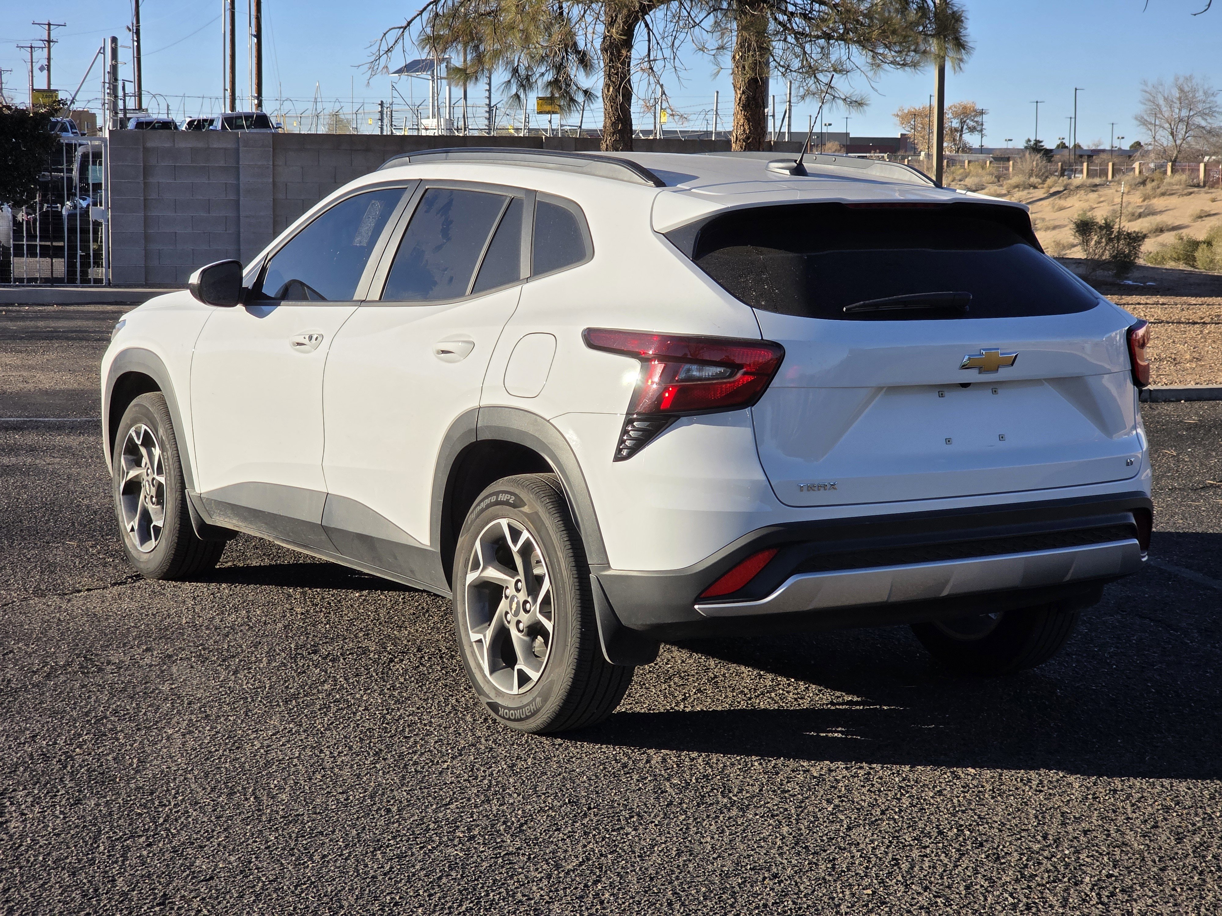 Used 2025 Chevrolet Trax LT w/ LT Convenience Package image 31