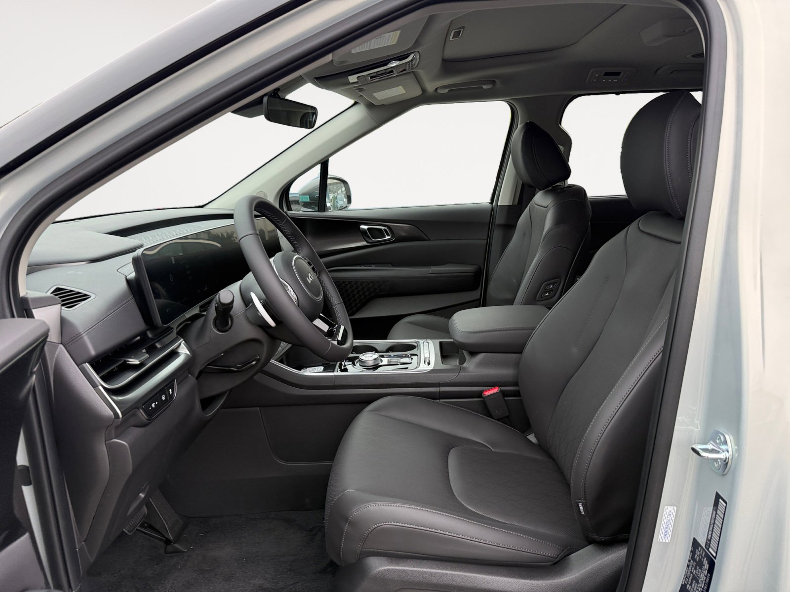 New 2026 Kia Carnival SX FWD image 10