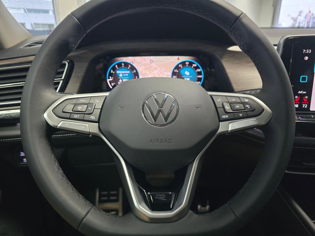 New 2026 Volkswagen Atlas SEL Premium R-Line image 22