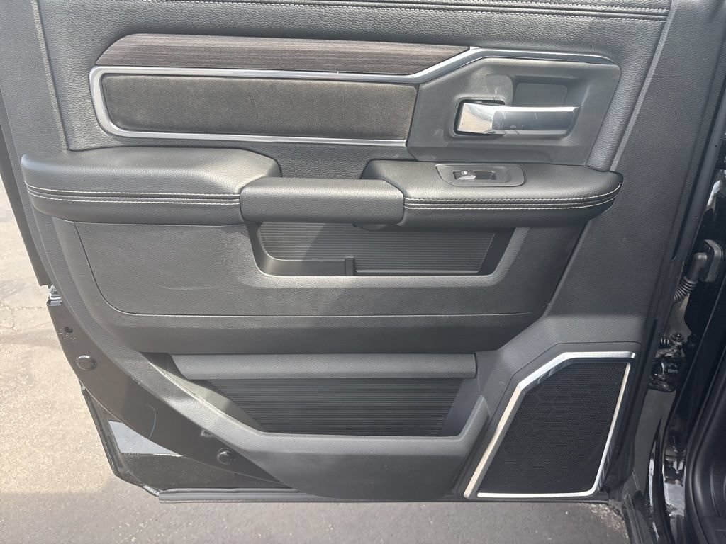 New 2026 RAM 2500 Laramie AWD/4WD image 33