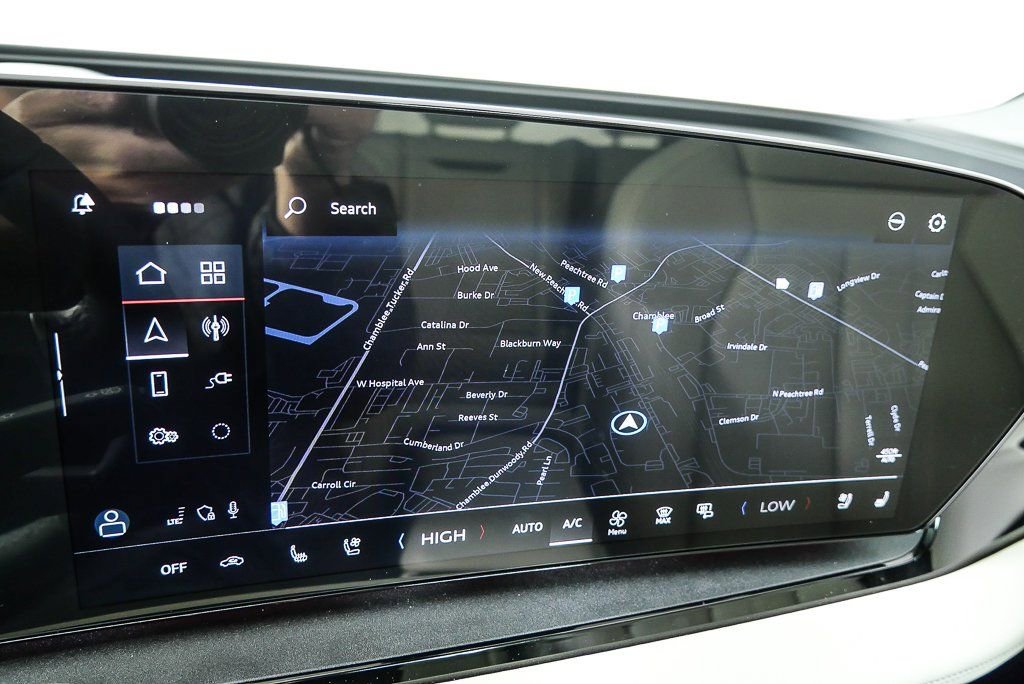 New 2025 Audi Q6 e-tron Premium Plus image 15