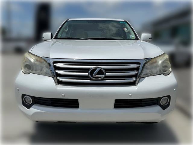 Used 2013 Lexus GX 460 w/ Comfort Plus Pkg AWD/4WD image 2