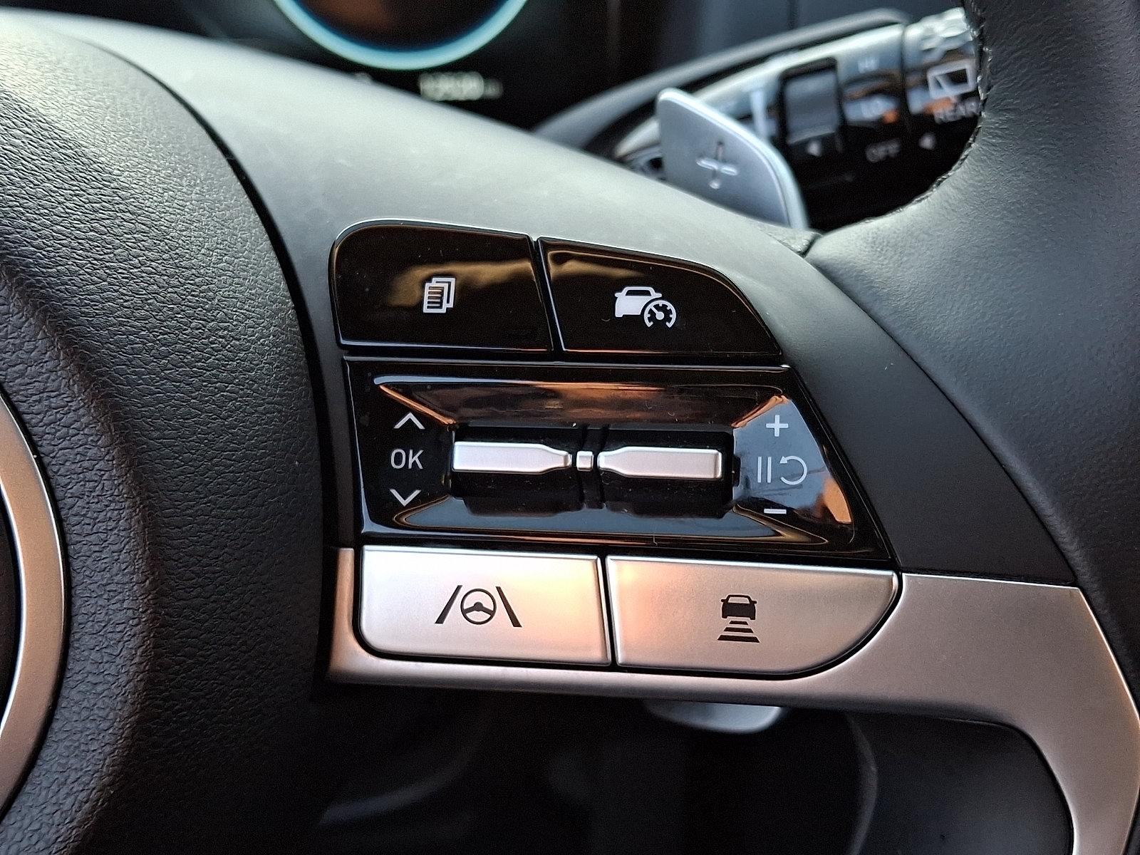 Certified 2023 Hyundai Tucson Limited AWD/4WD image 24
