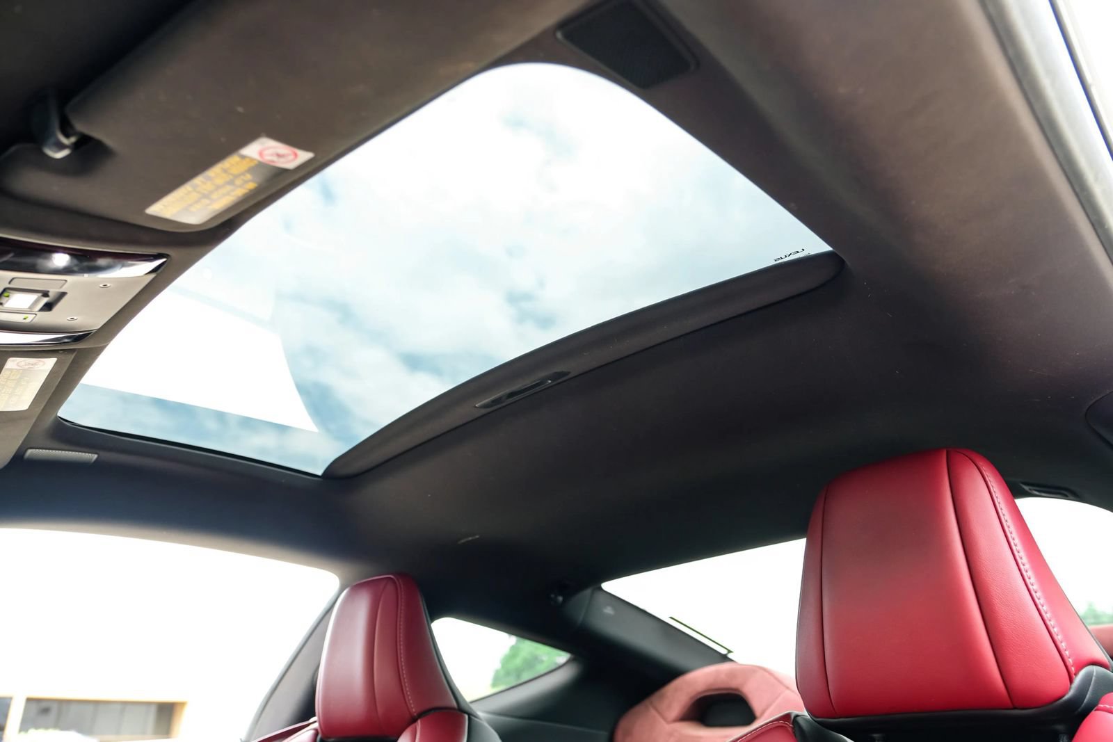 Used 2018 Lexus LC 500 Coupe w/ Sport Package RWD image 4