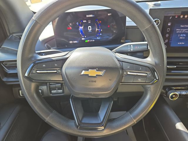 Used 2024 Chevrolet Silverado EV W/T image 17