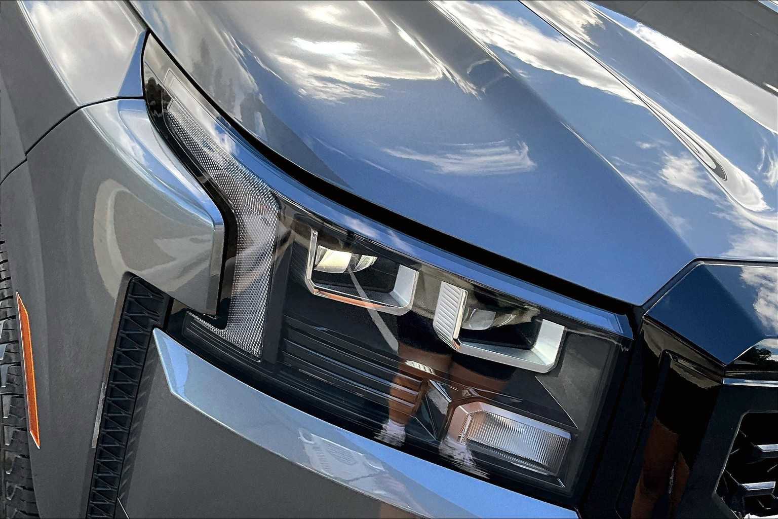 New 2026 Nissan Frontier SV image 13