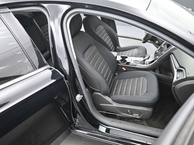 Used 2016 Ford Fusion SE w/ SE Cold Weather Package image 19