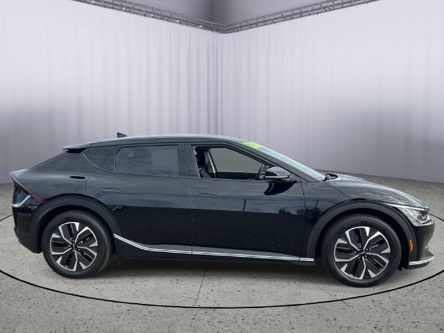 Used 2024 Kia EV6 Light AWD/4WD image 6