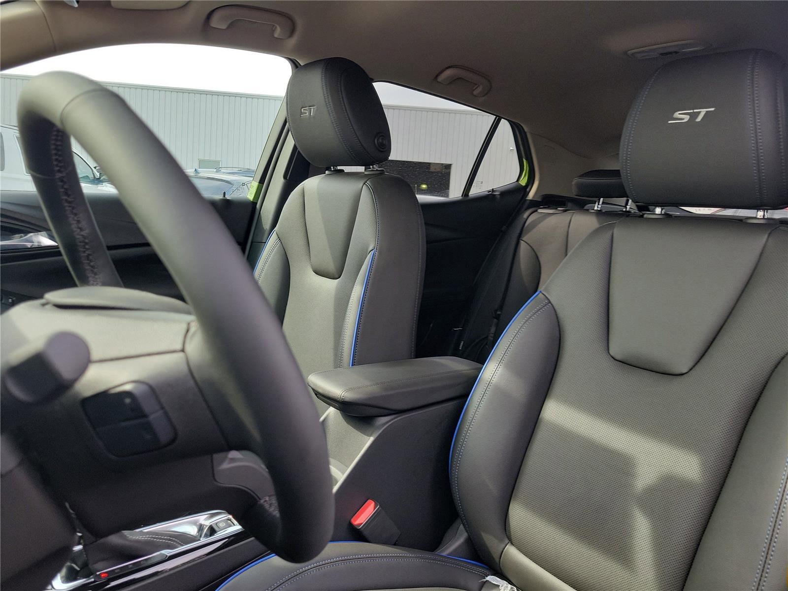 New 2026 Buick Encore GX Sport Touring w/ Comfort Package FWD image 17