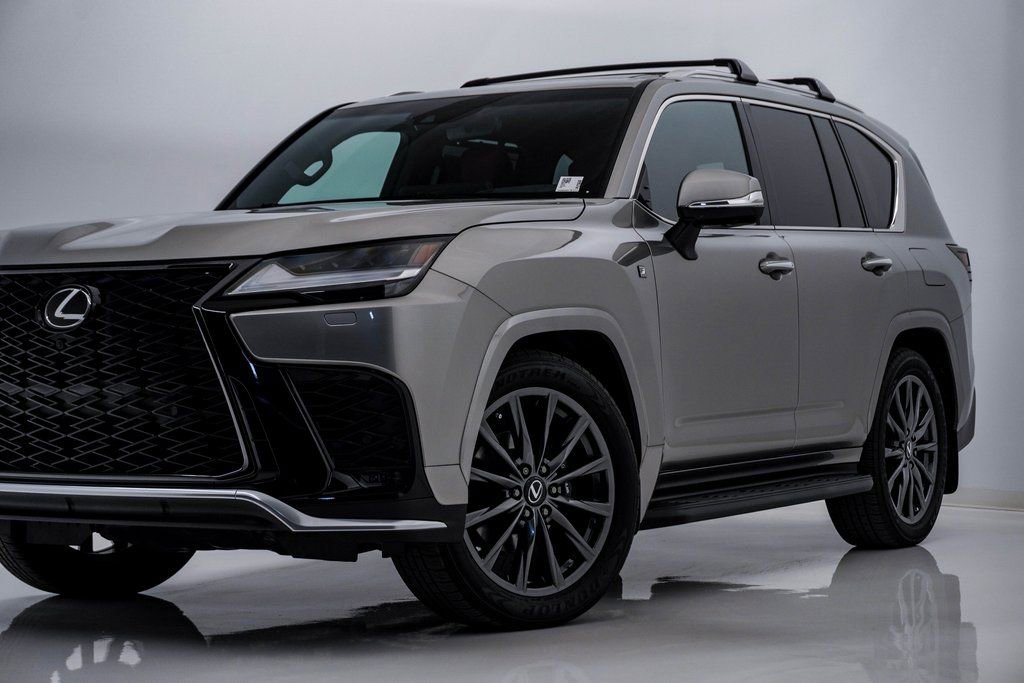Used 2024 Lexus LX 600 F Sport video 2