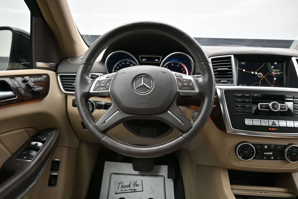 Used 2014 Mercedes-Benz GL 450 4MATIC image 16