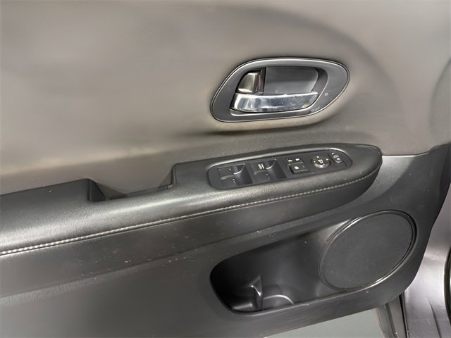 Used 2020 Honda HR-V LX image 9