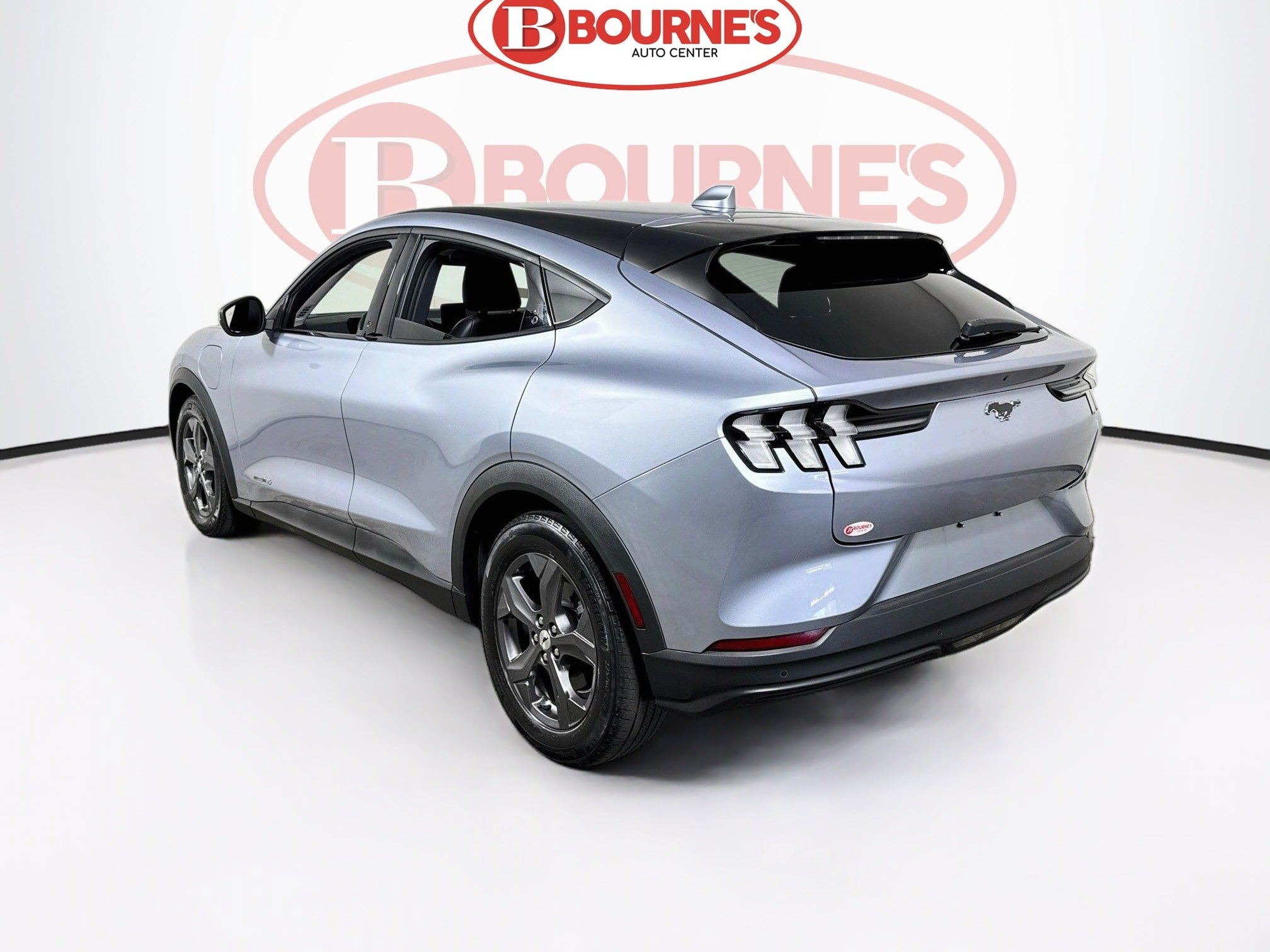 Used 2022 Ford Mustang Mach-E Select AWD/4WD image 8