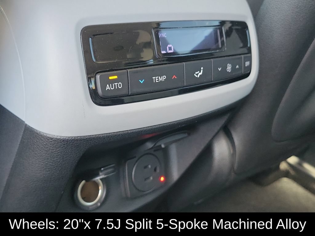 Used 2020 Hyundai Palisade SEL w/ Convenience Package FWD image 23