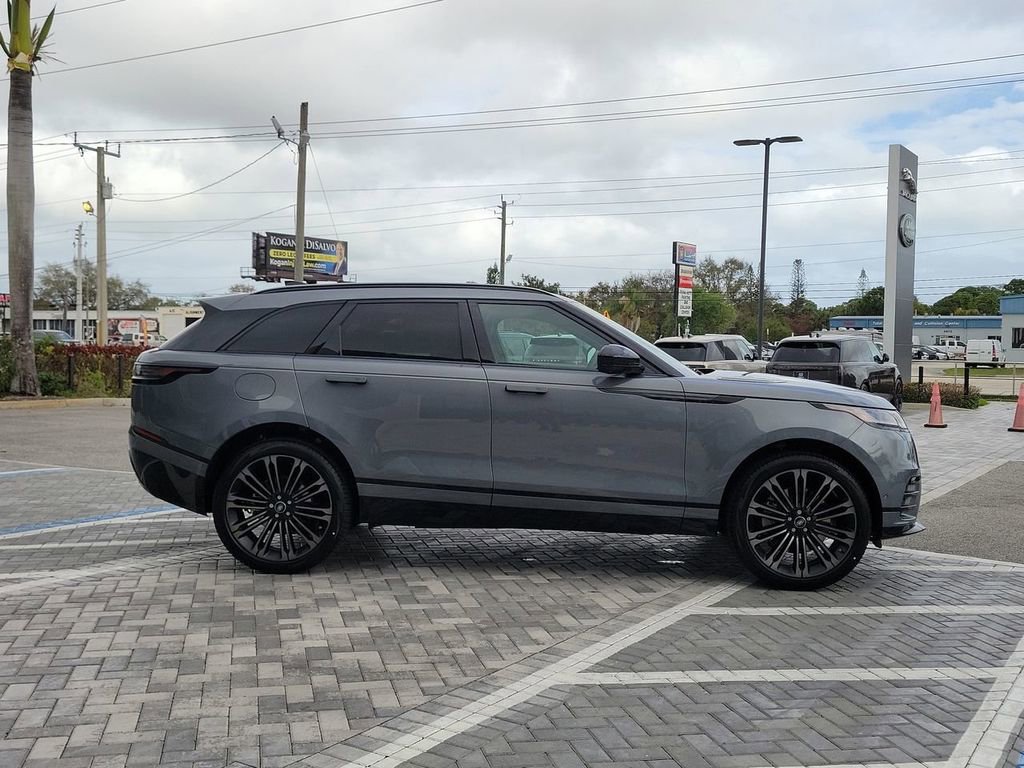 New 2026 Land Rover Range Rover Velar Dynamic SE AWD/4WD image 6