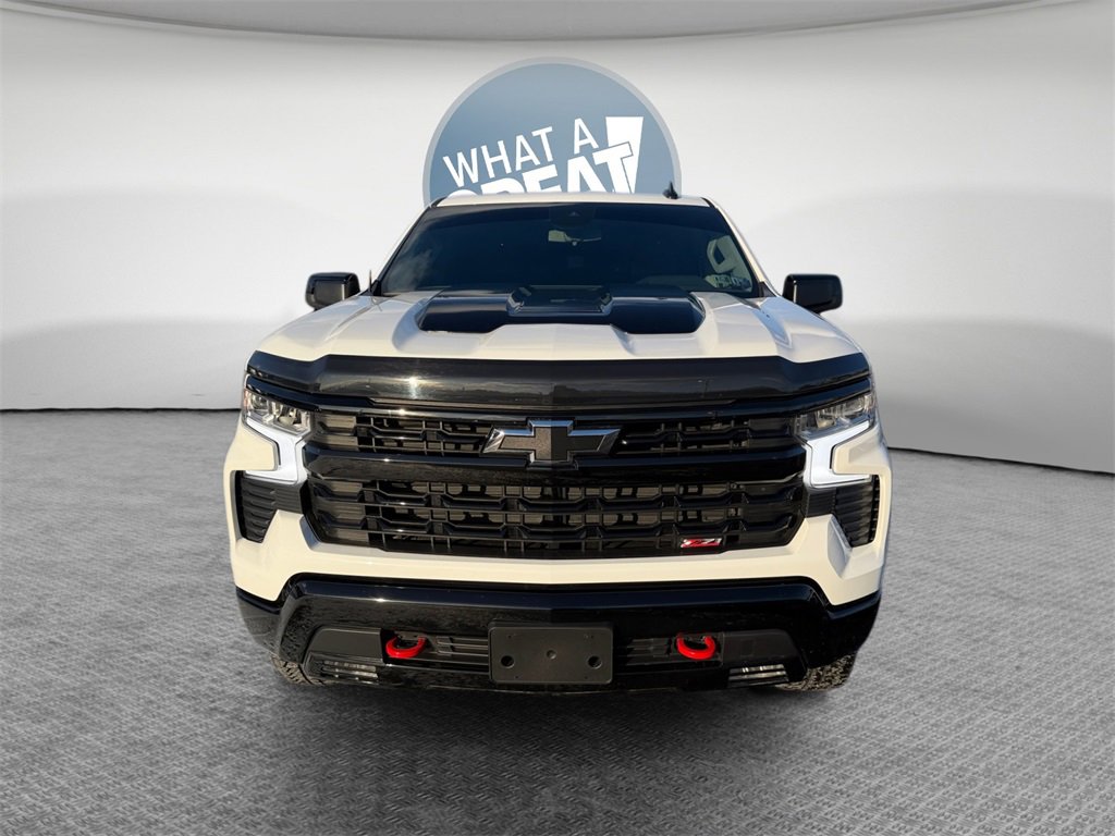 Used 2025 Chevrolet Silverado 1500 LT Trail Boss w/ Convenience Package II image 9