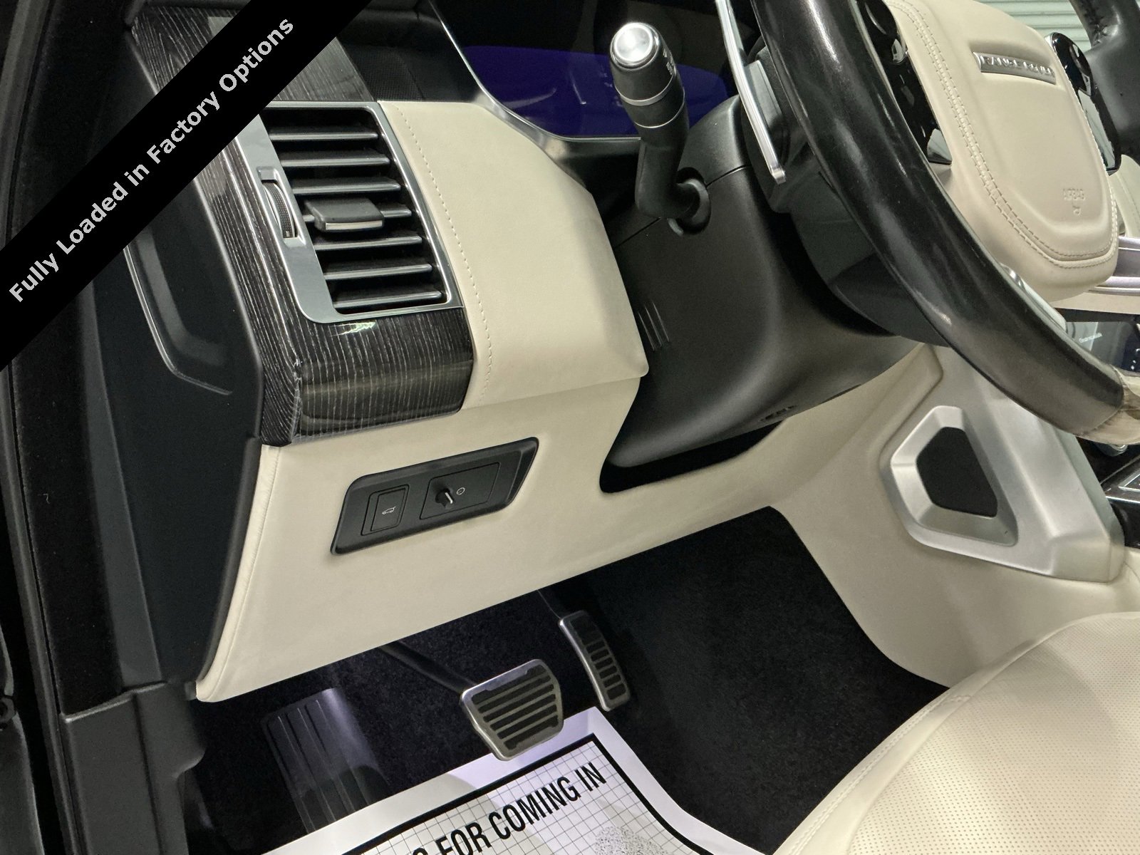 Used 2019 Land Rover Range Rover Long Wheelbase Autobiography image 25