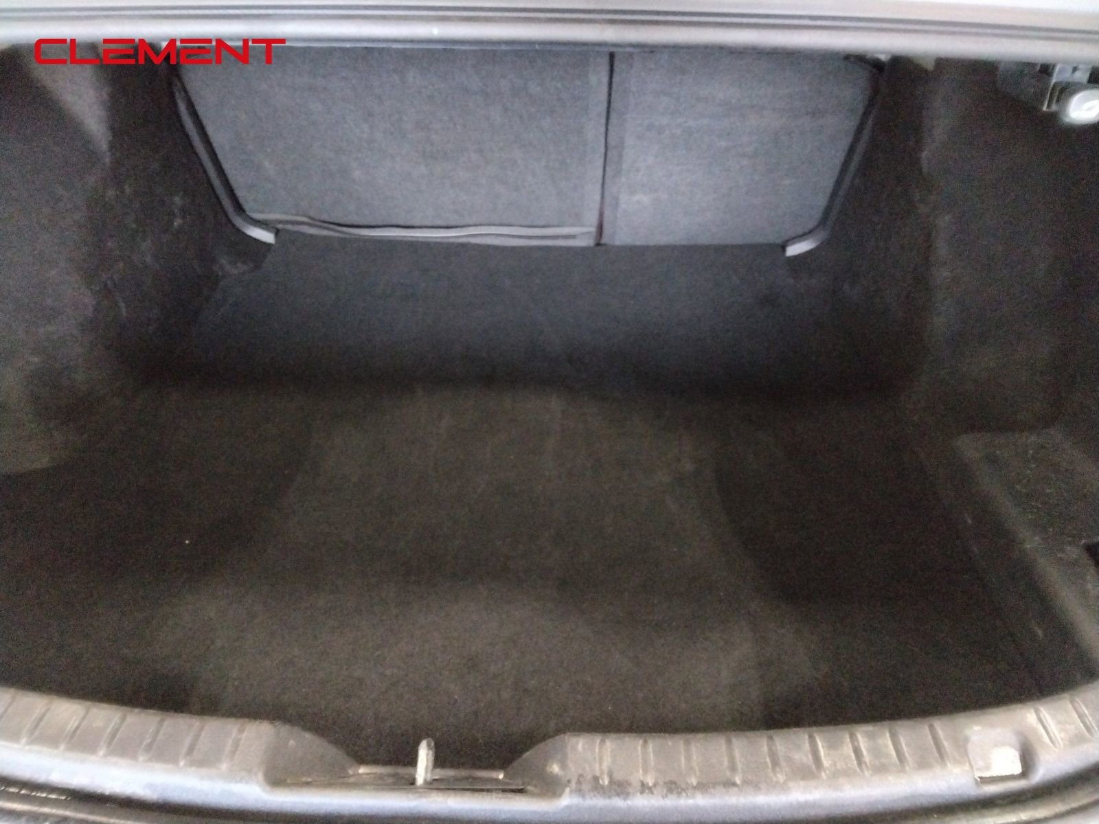 Used 2024 MAZDA MAZDA3 s image 9