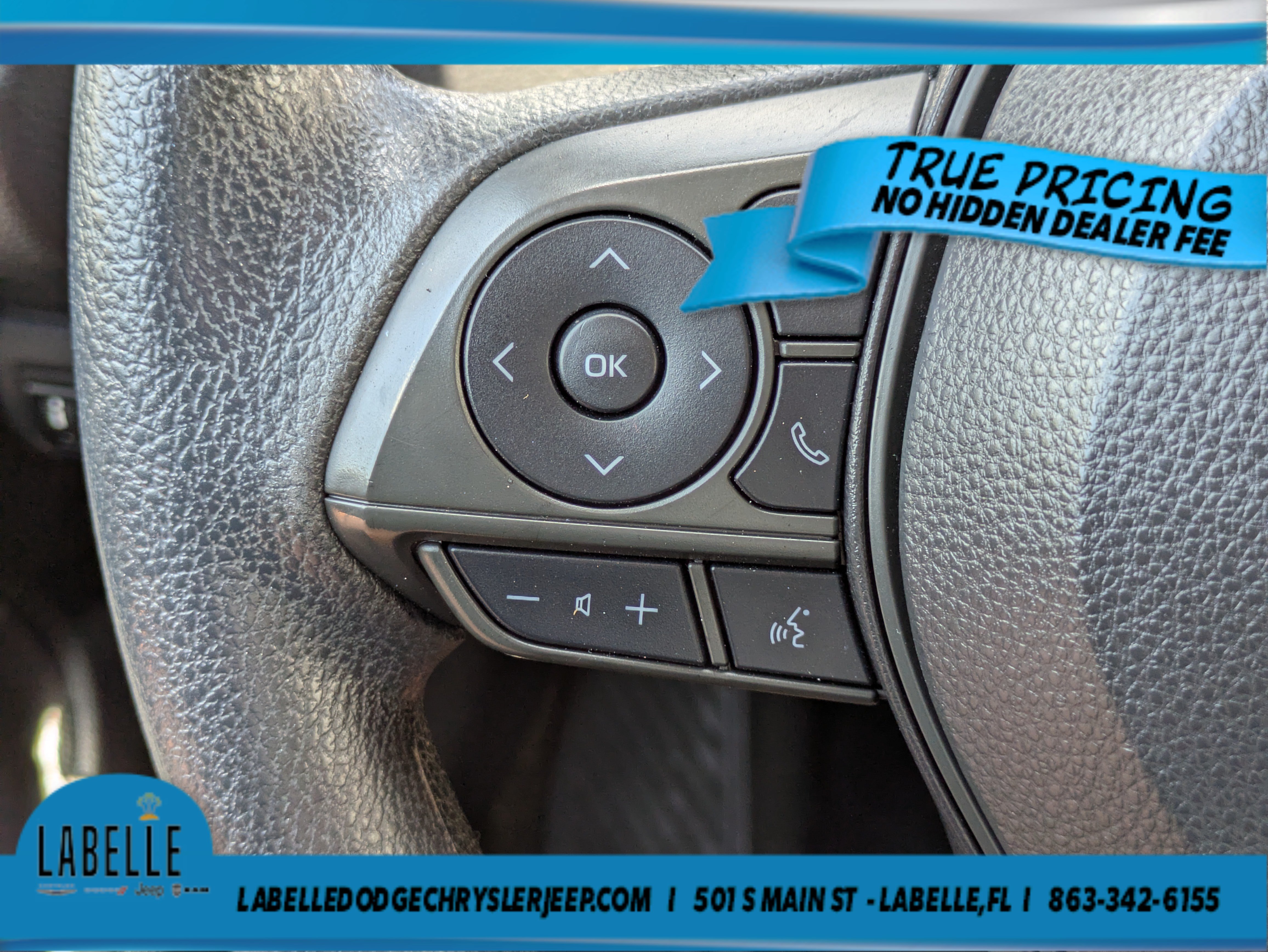 Used 2022 Toyota Corolla LE FWD image 21