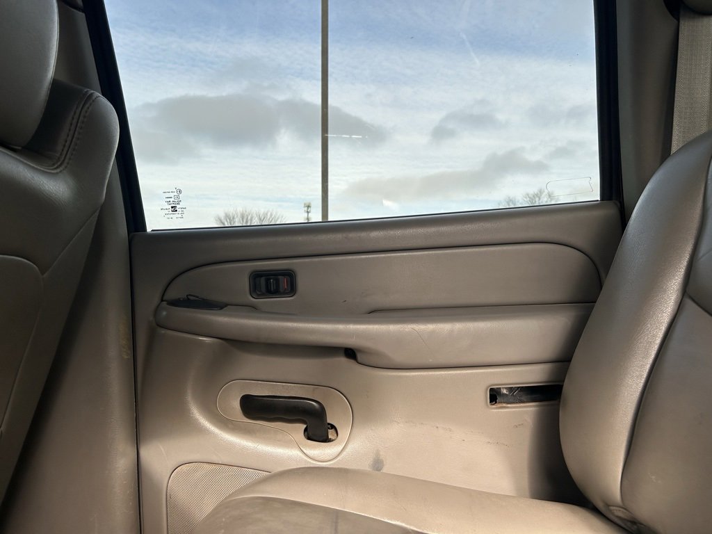 Used 2005 Chevrolet Silverado 3500 LT w/ Heavy-Duty Power Package image 28