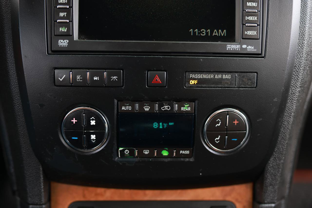 Used 2010 Buick Enclave CXL w/ Trailering Provision Package image 34