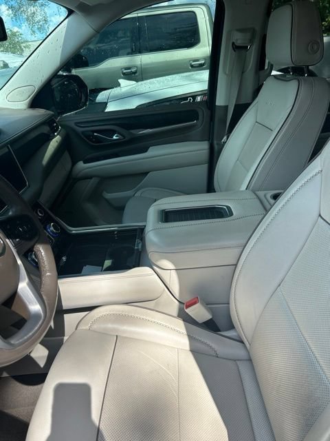 Certified 2022 GMC Yukon Denali RWD image 4