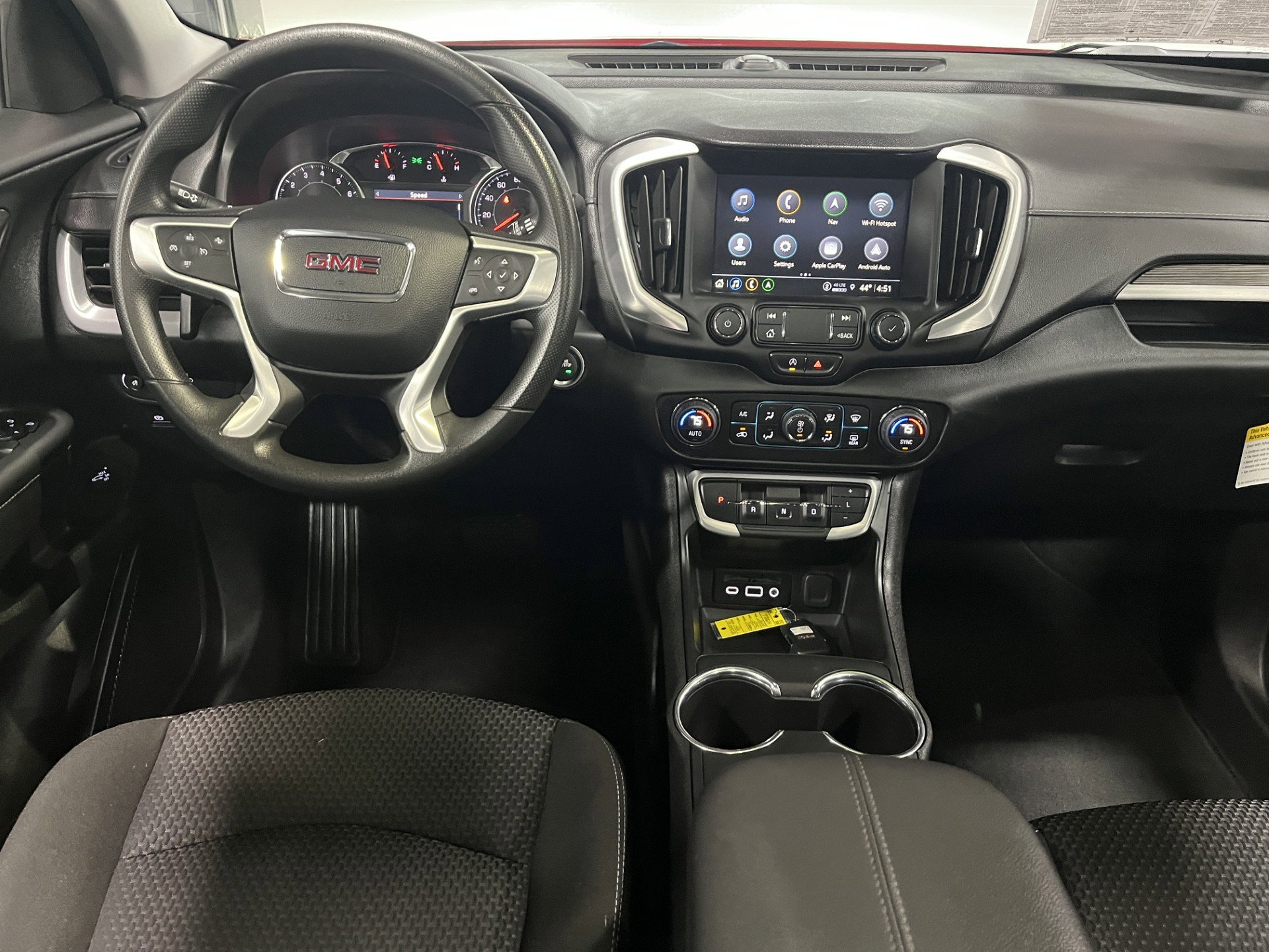 Certified 2024 GMC Terrain SLE w/ Driver Convenience Package image 11