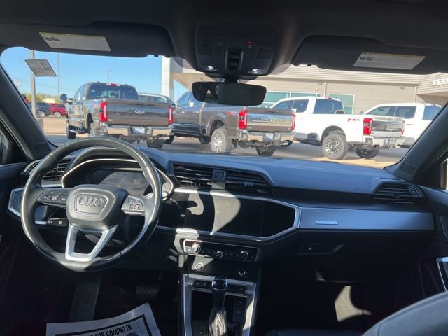 Used 2023 Audi Q3 2.0T Premium image 24