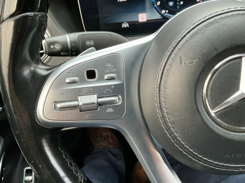Used 2018 Mercedes-Benz Maybach S 560 4MATIC image 24