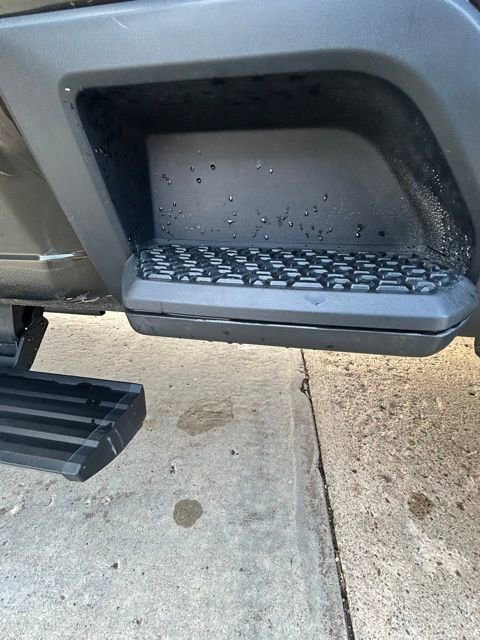 Used 2022 GMC Sierra 3500 Denali image 23