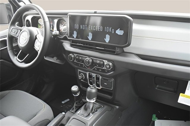 New 2025 Jeep Gladiator Sport image 17