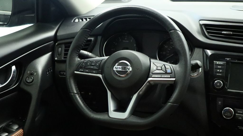 Used 2020 Nissan Rogue SL image 22