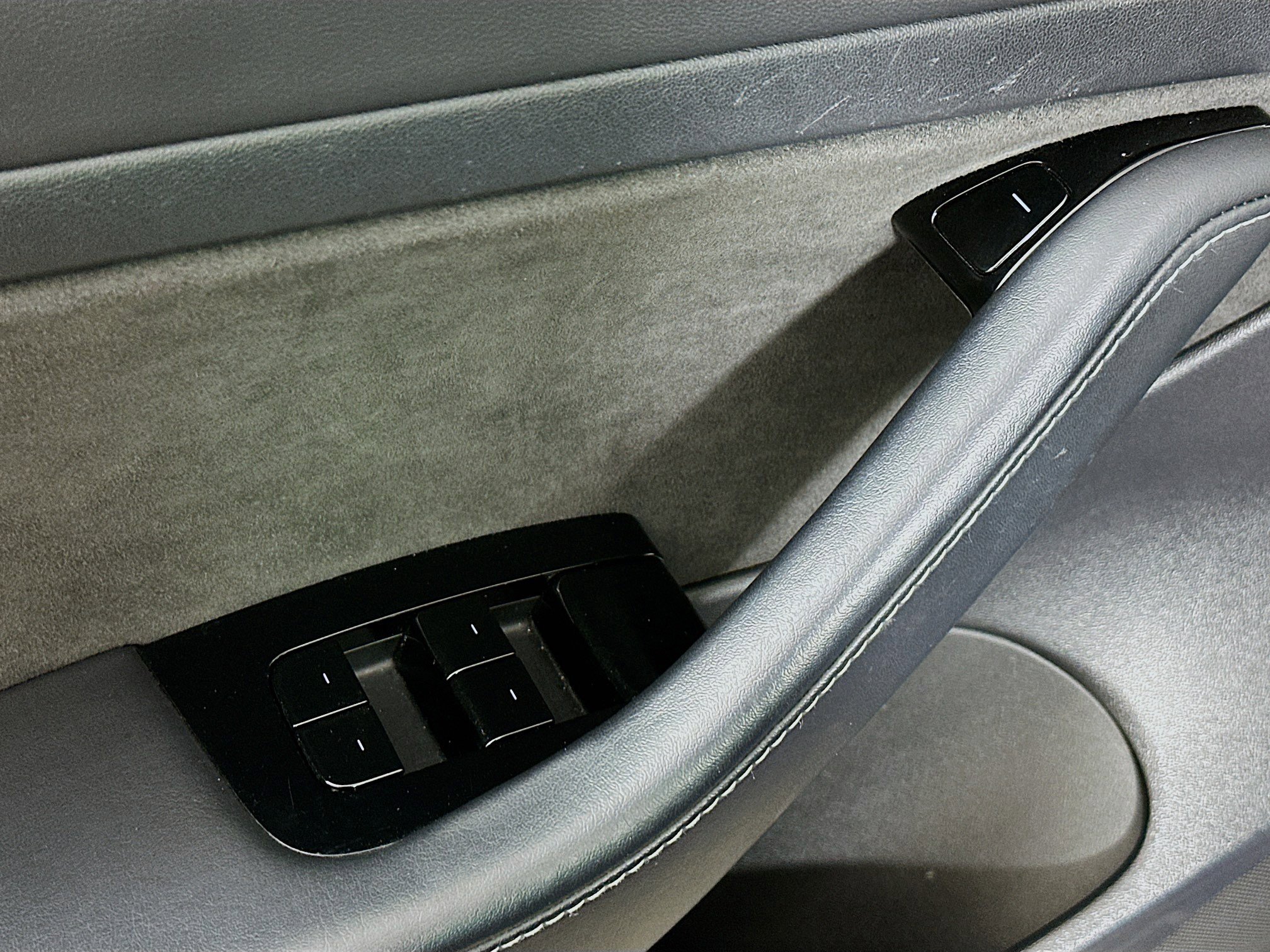 Used 2020 Tesla Model 3 Standard Range Plus image 15