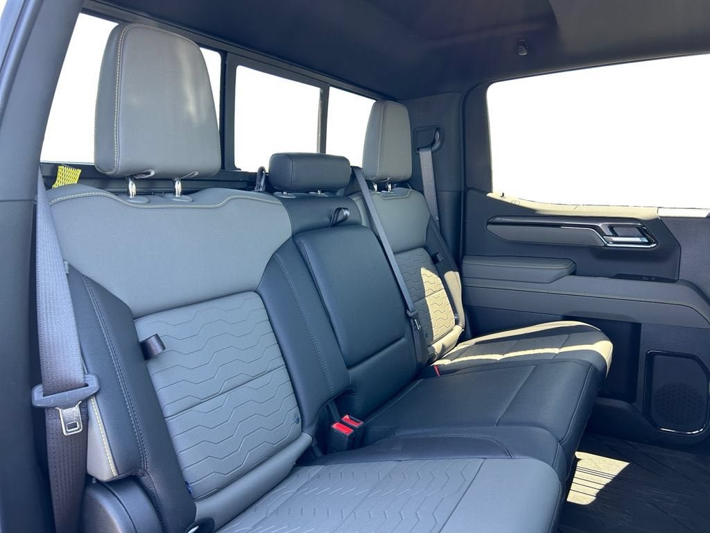 New 2026 Chevrolet Silverado 1500 ZR2 AWD/4WD image 18