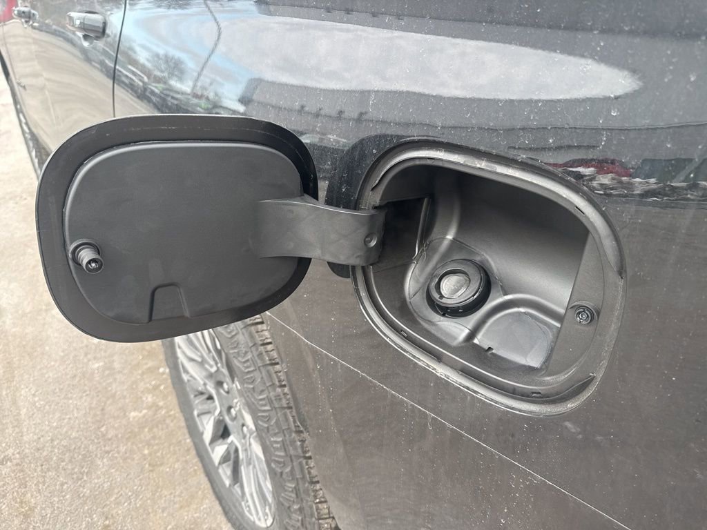 New 2026 Chevrolet Tahoe Z71 w/ Comfort Package image 9