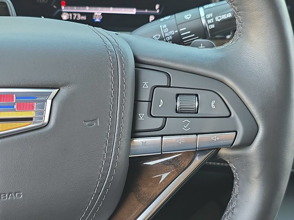 Used 2024 Cadillac Escalade Sport Platinum w/ LPO, ONYX Package AWD/4WD image 23