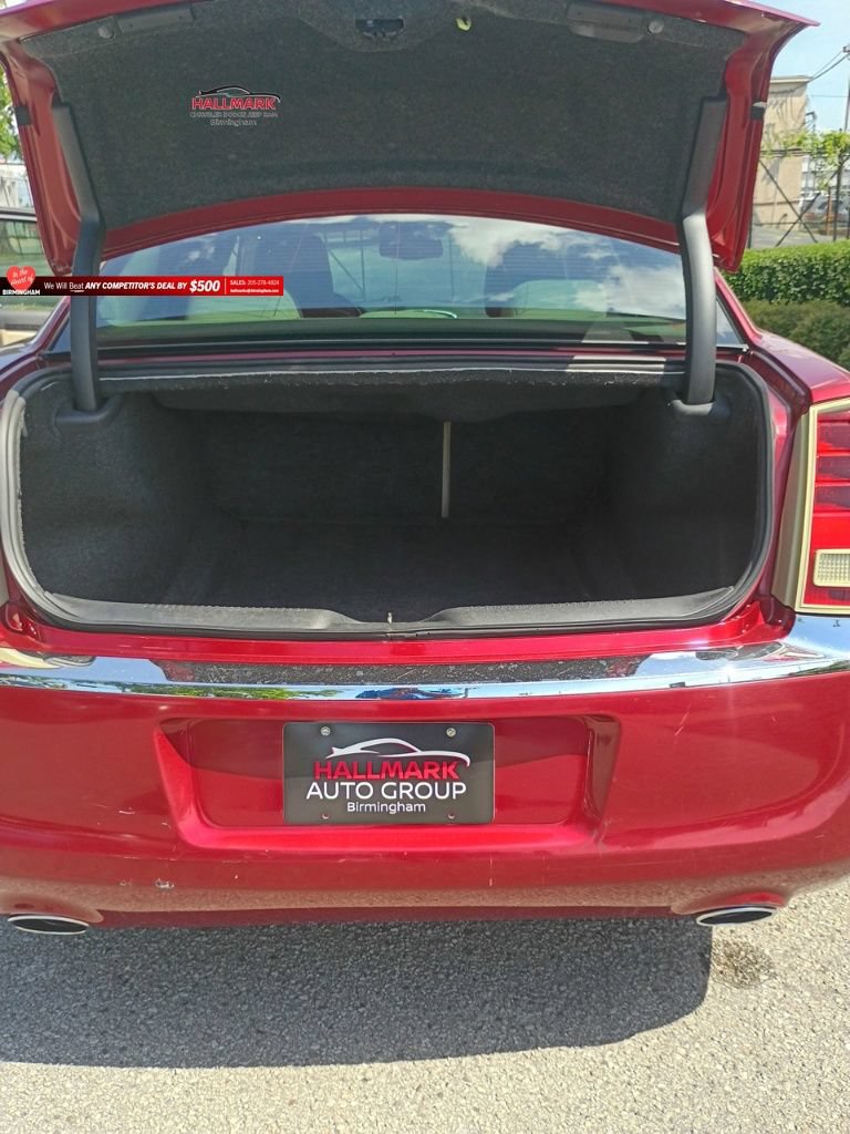 Used 2012 Chrysler 300 RWD image 21