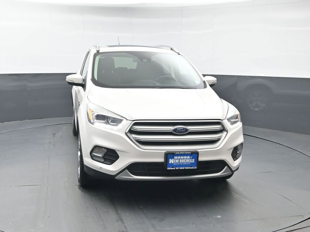 Used 2019 Ford Escape Titanium image 9