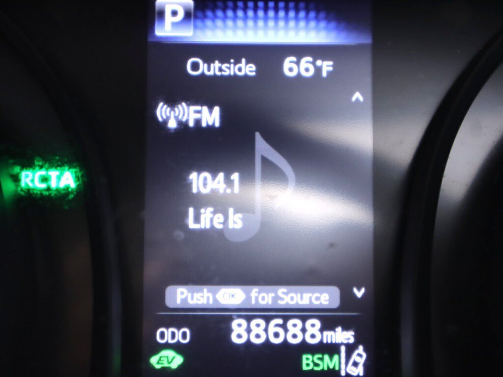 Used 2018 Toyota Camry SE w/ Audio Package FWD image 14