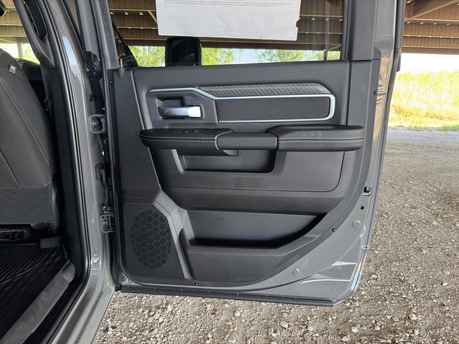 New 2027 RAM 3500 Big Horn AWD/4WD image 37