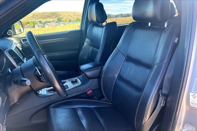 Used 2017 Jeep Grand Cherokee Limited AWD/4WD image 10