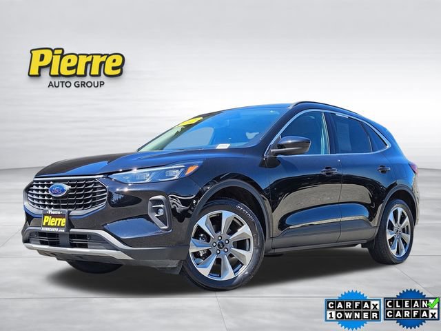 Used 2025 Ford Escape Platinum AWD/4WD image 1
