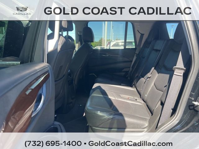 Used 2020 Cadillac Escalade Luxury AWD/4WD image 18